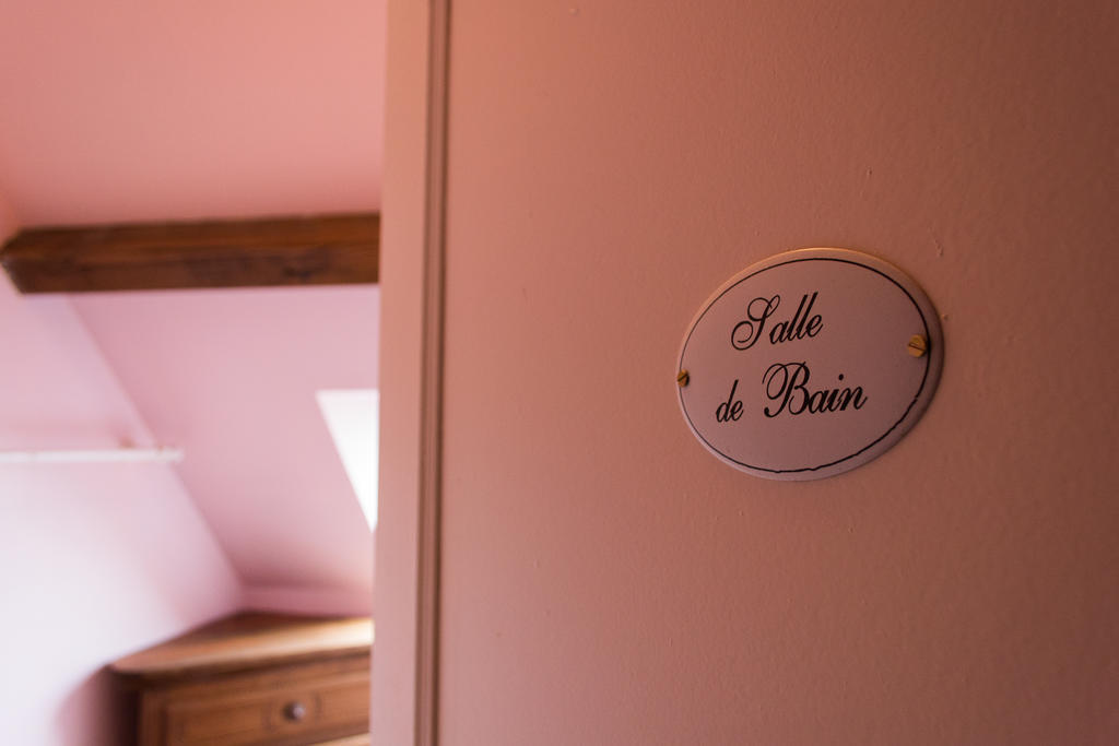 Chambres D'Hotes Sur La Courtine De Coucy Exterior foto