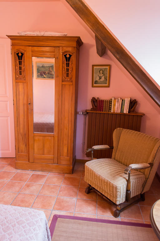 Chambres D'Hotes Sur La Courtine De Coucy Habitación foto
